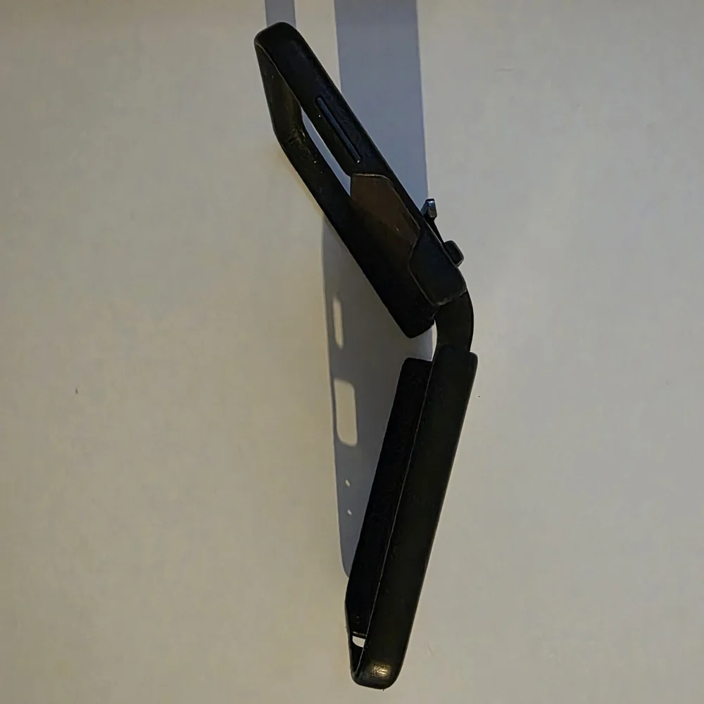 Samsung Flip 4 Leather Case Black Used